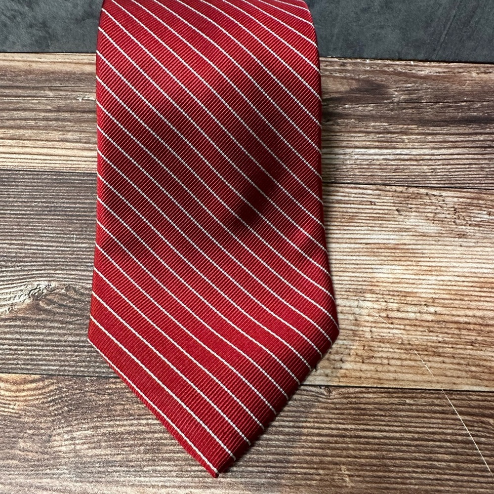 Forsyth of Canada Red striped tie made